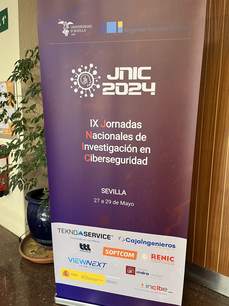 IShaperProject's tweet photo. El equipo de @IShaperProject participando en el @jnic_conf en Sevilla. #ProyectosCiber #NextGenerationEU
@PervasiveComLab @INCIBE https://t.co/ehaMChGZol
