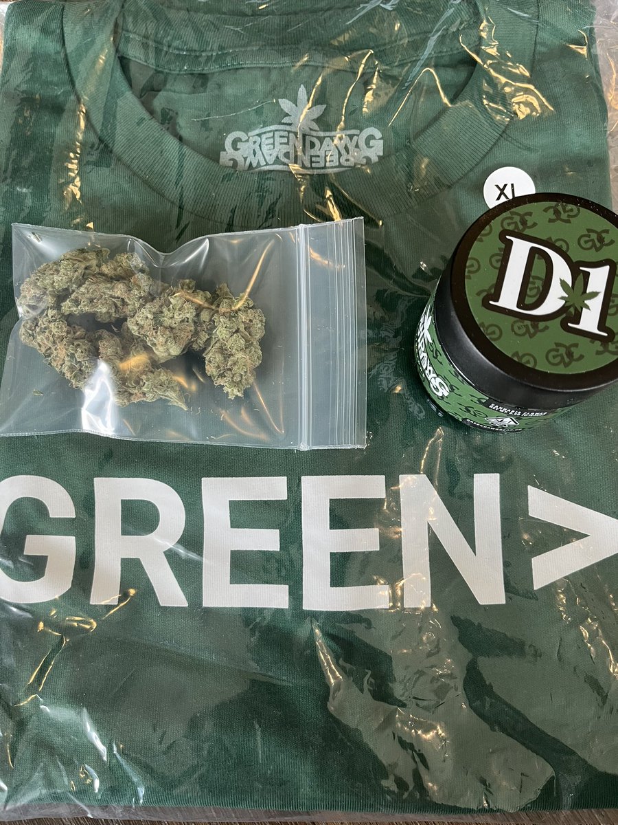 RT & follow to win… 1. 8th of Sour Diesel. 1. 8th of D1. 1. Tee shirt. MUST BE IN MERICA!!! 🔋🔋🔋🔋🔋🔋🔋🔋🔋🔋🔋🔋🔋🇺🇸🇺🇸🇺🇸🇺🇸🇺🇸🇺🇸🇺🇸🇺🇸🇺🇸🇺🇸🇺🇸🇺🇸🇺🇸