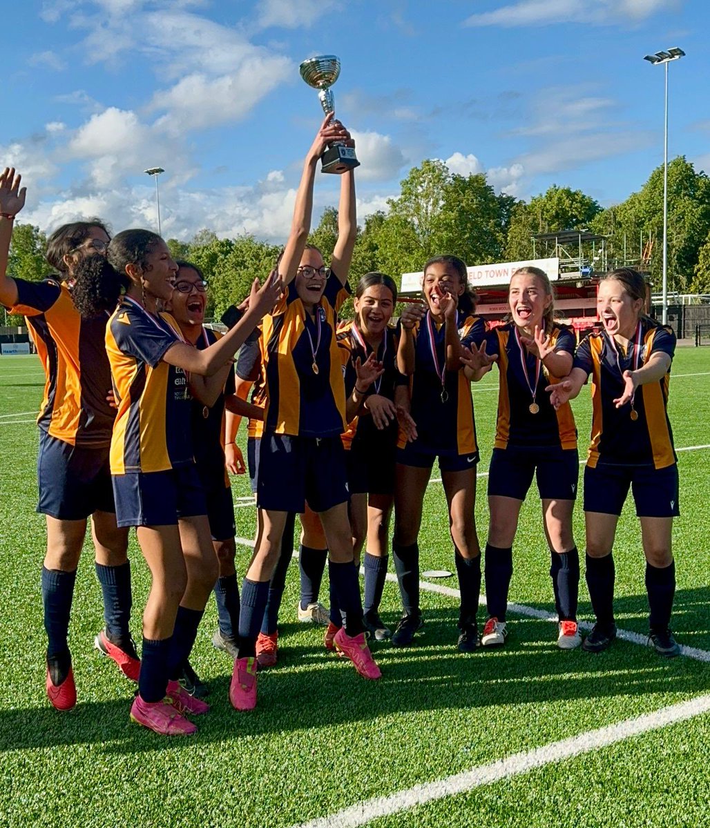 Congratulations to our U13 girls, winners of the Beaconsfield tournament today! 🏆 #OneSlough