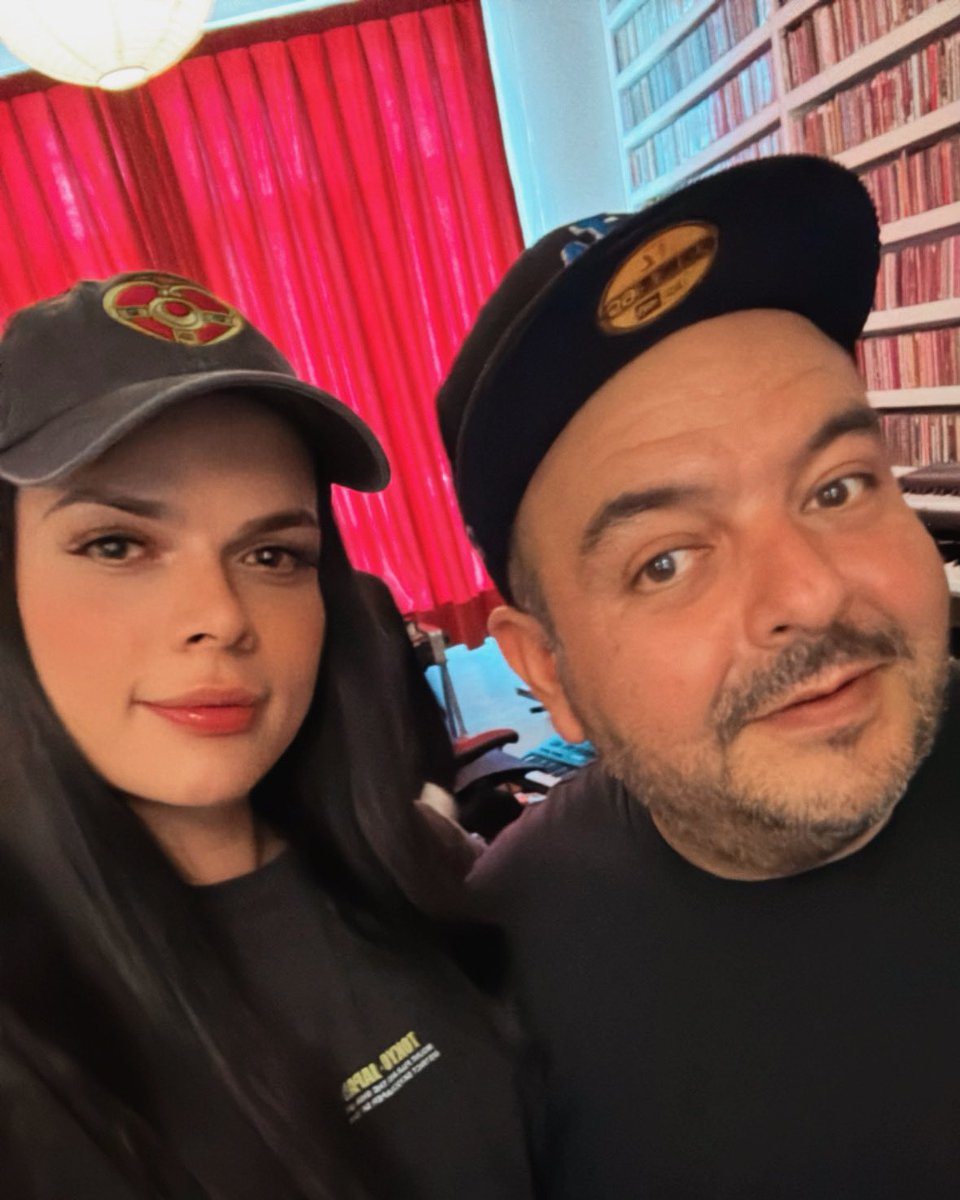 Head of Rex Records @vmorettii and The Boss @camilolara 😎🔥 #RexRecords #ValentinaMoretti #CamiloLara #IndependantLabel #MusicLabel
