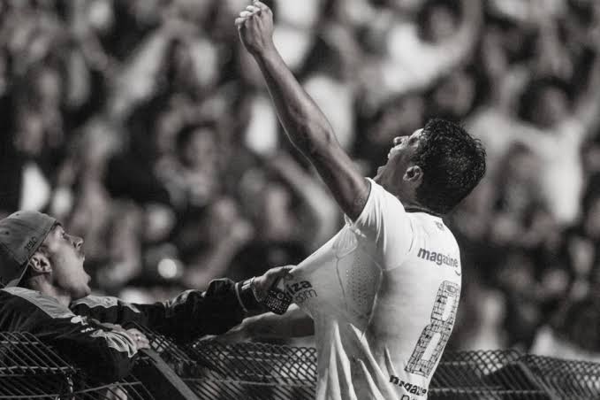 'O @Corinthians é uma cultura!Pra estar aqui você tem que entender essa cultura!  E eu entendi o que é essa cultura, o que é set @Corinthians' Paulinho, 2024, eterno, dentro dos nossos corações!
