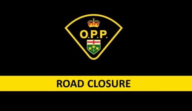 LANES CLOSED: The middle & right lanes of #Hwy427 NB /Dundas & off ramp to Dundas EB in #Toronto closed for a single vehicle collision due to possible medical episode. #TorontoOPP investigating. Closure until approx 8pm. Please take alternate routes. Updates to follow. ^nm