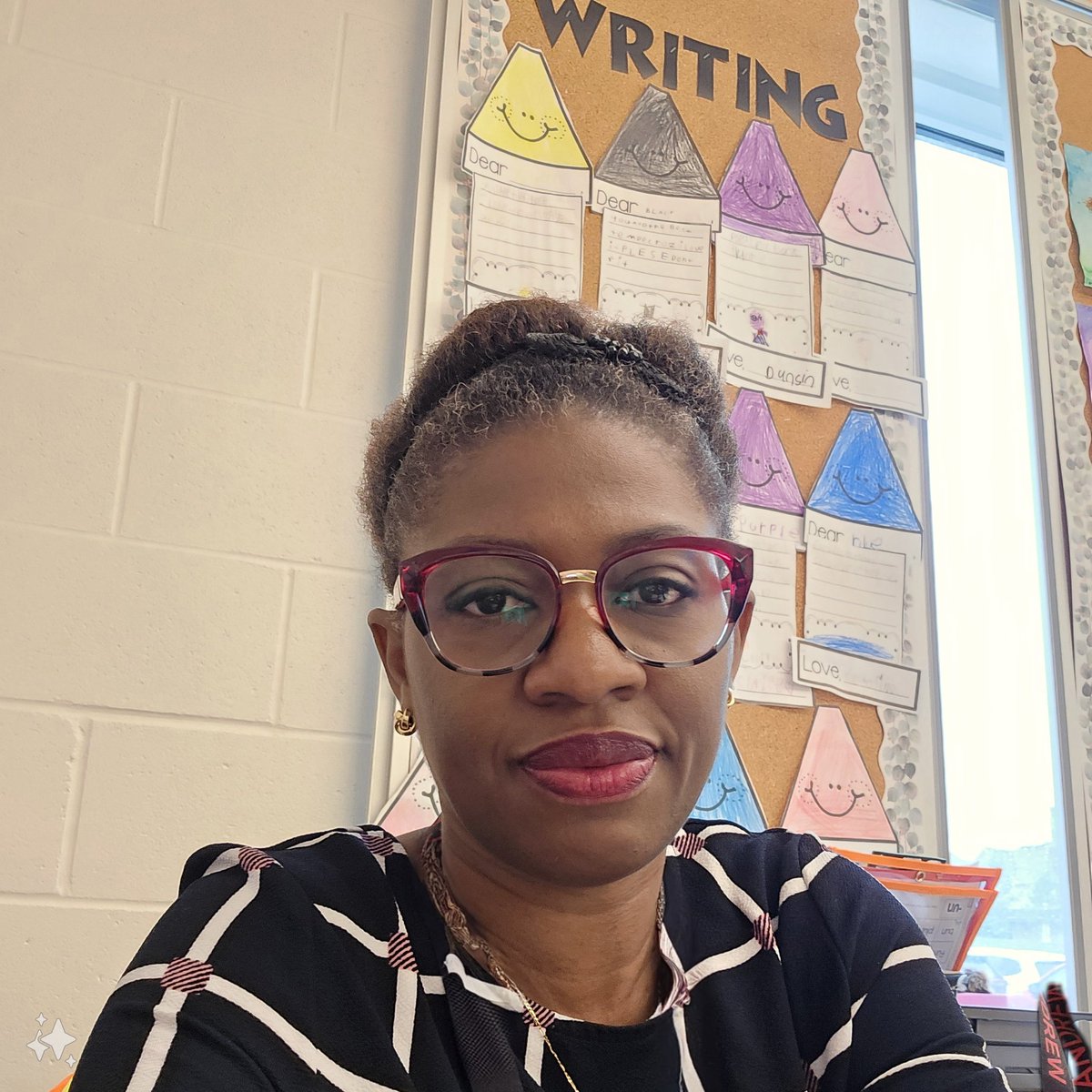 Writefreak's tweet photo. Today, I got asked again if I'm an EA as I walked into a classroom... There's nothing wrong with being an EA, but there's everything wrong with the assumption. A lot of people never ask me first if I'm a teacher. Being a black teacher isn't a novelty. The assumption bothers me! https://t.co/a8i9a4KNhK