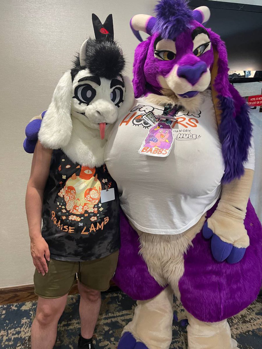“It’s not every day you get to meet royalty! Let alone one so coooot” Thank you for being awesome @xAceofSpace 💜💜 @anthrohio