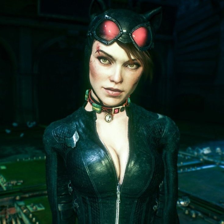 which catwoman is better - arkham city or knight?