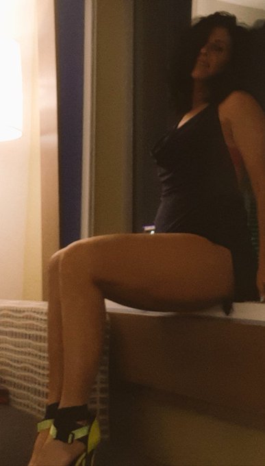 I WANT TO THANK EVERYBODY FOR ALL THE BIRTHDAY WISHES I REALLY APPRECIATE IT YOU MADE MY DAY AND I LOOK<a href="/tag/dickrambone"class="tags"><span>#dickrambone</span></a><a href="/tag/hollywoodvideo"class="tags"><span>#hollywoodvideo</span></a><a href="/tag/pattipetite"class="tags"><span>#pattipetite</span></a><a href="/tag/buffydavis"class="tags"><span>#buffydavis</span></a>