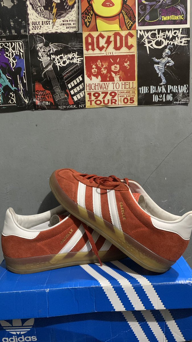 ajralmn's tweet photo. Bismillah #modalfinal
Adidas original Gazelle indoor
Size 40
Good condition (Box ORI)
Lok Bogor kota
2jt (nego sampe jadi)
punten izin tag aa aa @cowobangkit
@Shamr00g @WeekenderSC @ocehangaluh @tukangtagih_ @v_frontline_pc @cakilllllls @Psycho_fvckk @aples_id @021CSL https://t.co/wrGv5XkWU7