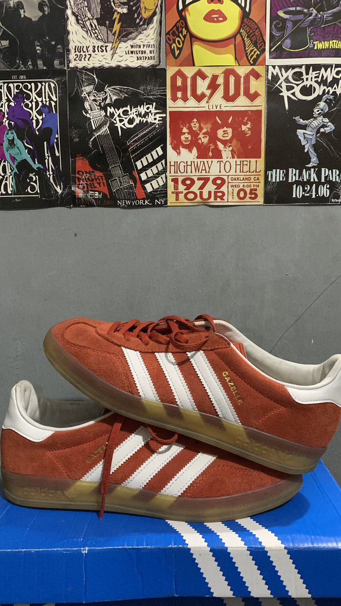 ajralmn's tweet photo. Bismillah #modalfinal
Adidas original Gazelle indoor
Size 40
Good condition (Box ORI)
Lok Bogor kota
2jt (nego sampe jadi)
punten izin tag aa aa @cowobangkit
@Shamr00g @WeekenderSC @ocehangaluh @tukangtagih_ @v_frontline_pc @cakilllllls @Psycho_fvckk @aples_id @021CSL https://t.co/wrGv5XkWU7