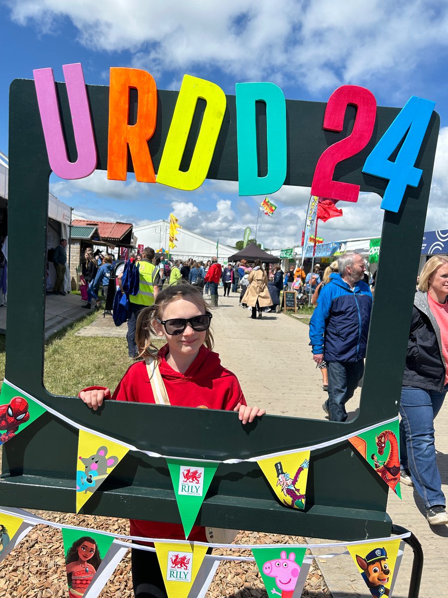 Sarah-Louise Spinks tweet media