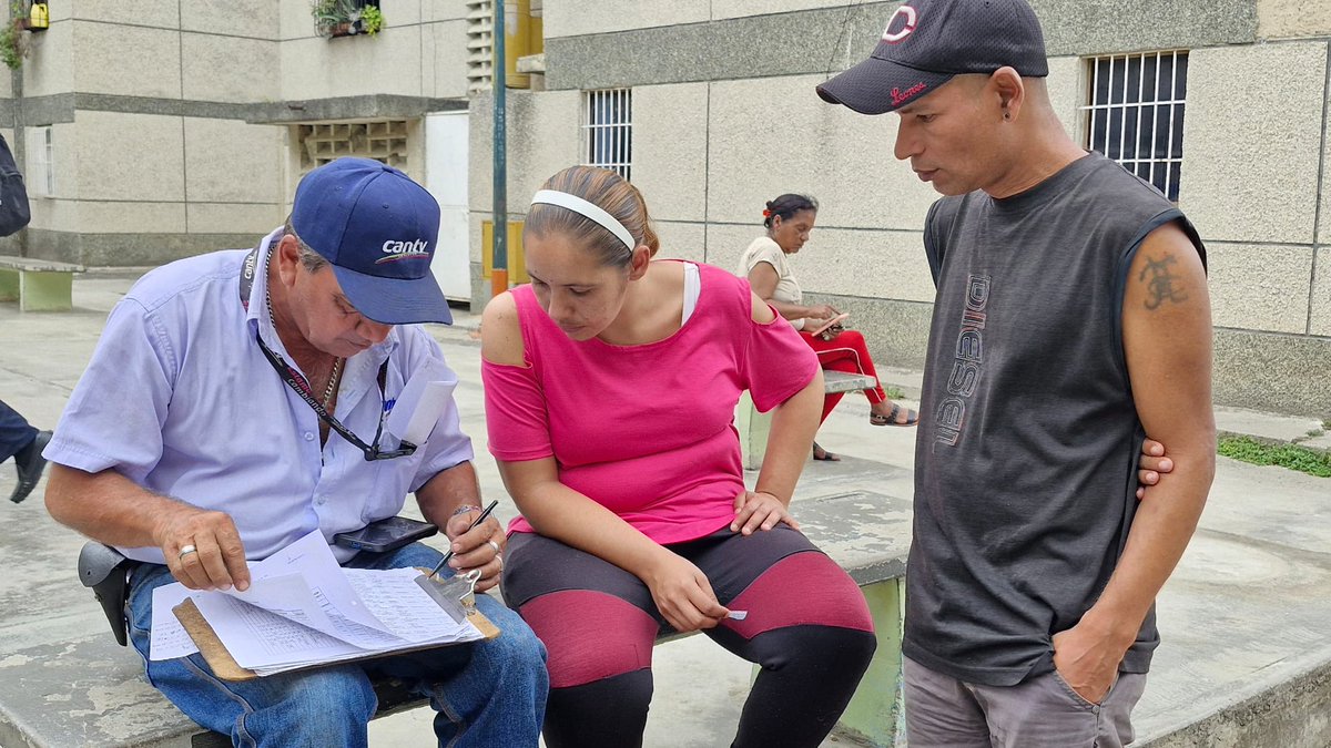 #27May En Caracas, la Fuerza Azul de Cantv brinda atención a reportes realizados, mediante la Venapp y ejecuta labores de reparación a fin de restituir los servicios de telefonía fija e Internet a usuarios de San José - Cotiza y parte de la parroquia Altagracia.