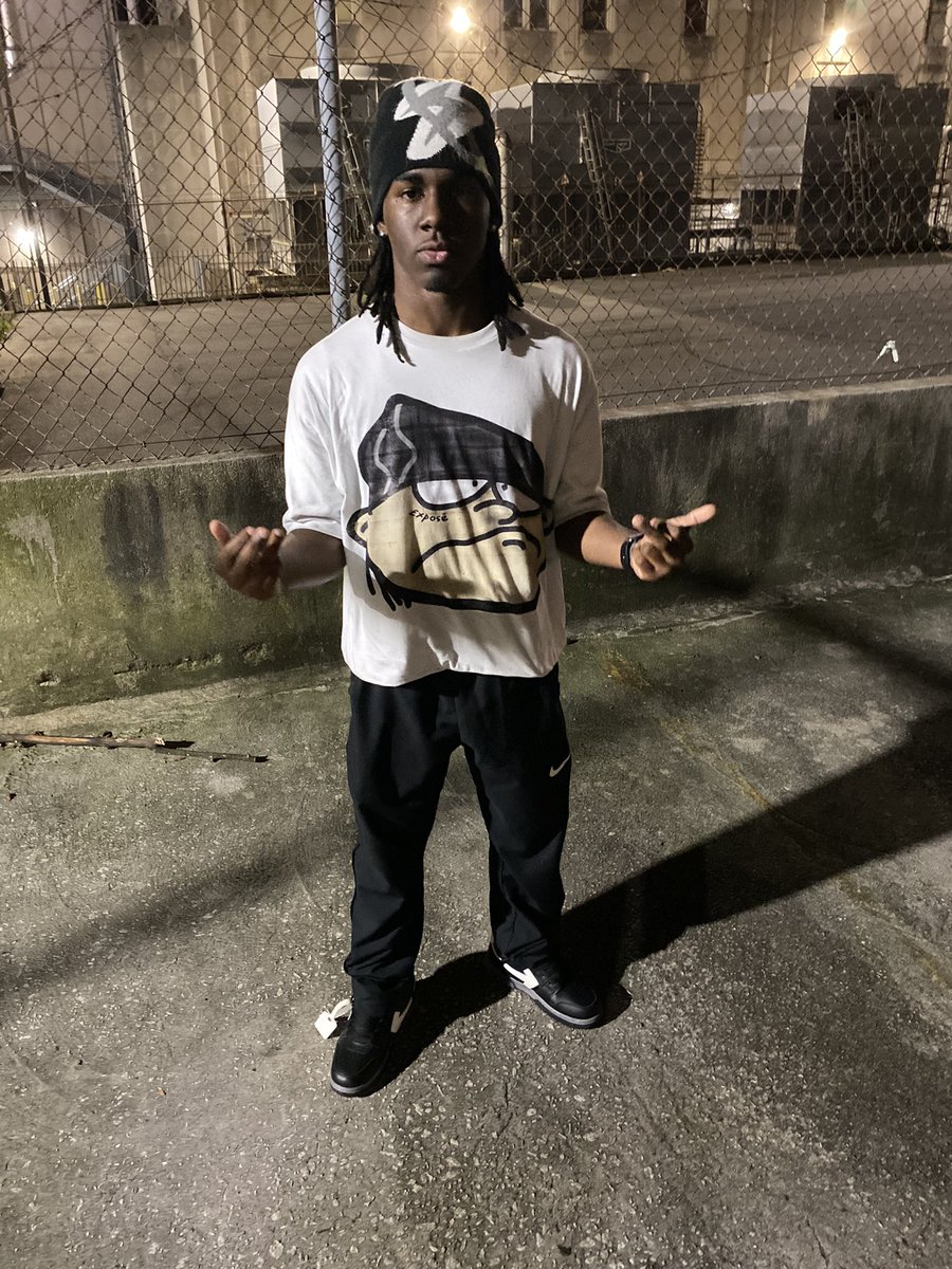 siahmf's tweet photo. i’m really just a cool ah yn https://t.co/bQq6mrqq7H
