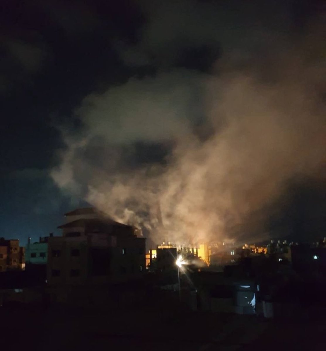 BREAKING: ISRAEL BOMB AL SULTAN WEST OF RAFAH

MULTIPLE STRIKES ALSO IN CENTRAL RAFAH