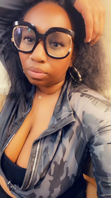 Hey Jenna, what&rsquo;s going on BTS? 😂  As of today, urgent care again with crazy hair because I didn&rsquo;t feel<a href="/tag/solo"class="tags"><span>#solo</span></a><a href="/tag/amateur"class="tags"><span>#amateur</span></a>
