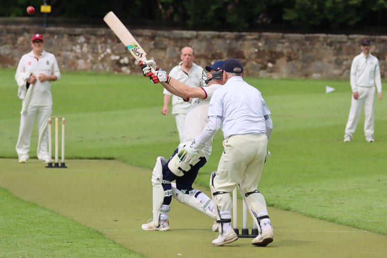 League review - week 5 Despite the conditions, we managed three fixtures and one win. Read on... watsoniancricket.com/news/league-re…