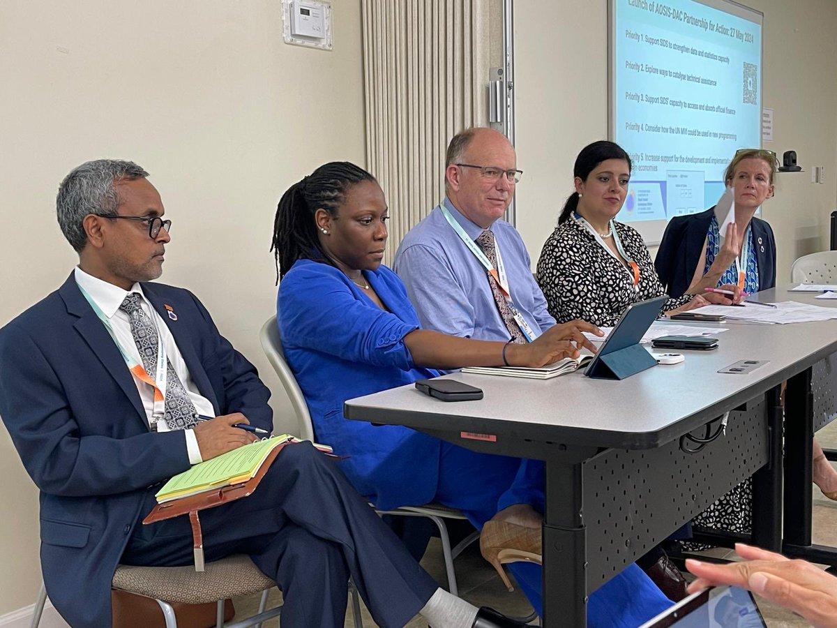 Partnerships are the bedrock of successful sustainable development for SIDS 🤝

The ‘Partnership for Action’ launched today at <a href="/SIDS4AB/">The ABAS</a> by <a href="/OECD/">OECD ➡️ Better Policies for Better Lives</a> &amp; <a href="/AOSISChair/">AOSIS</a>.

🇳🇿Development Counsellor Paul Wallis was a member of the Task Force behind the much-needed initiative for #SIDS.