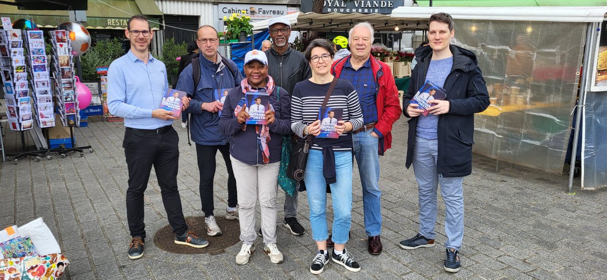 Seb_Bouillaud's tweet photo. Présent ce dimanche au marché du Kremlin-Bicêtre avec les sympathisants de la 10ème circonscription du Val-de-Marne. Une matinée au contact des citoyens avec un mot d'ordre : votez. "Maitrisons notre destin" et faisons entendre la voix des Français en Europe avec @bellamy https://t.co/tNh6lEknTa