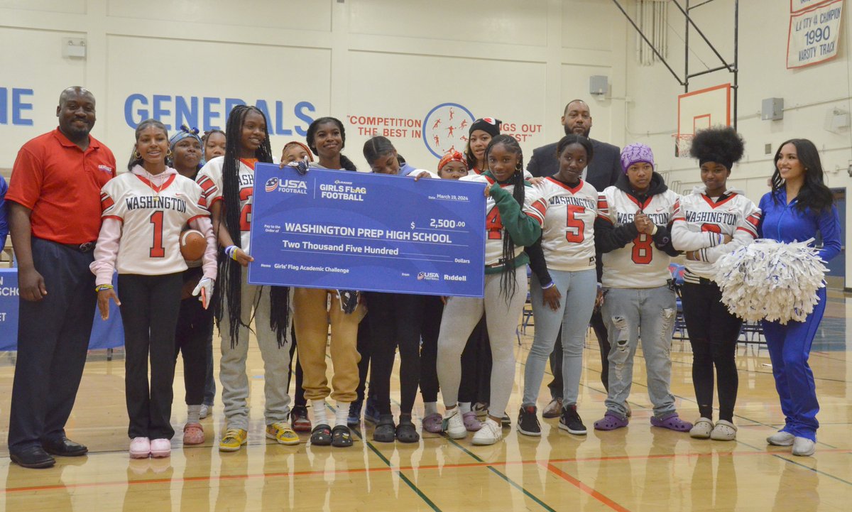 Washington Prep Flag Football Wins Rams Academic Challenge lasentinel.net/washington-pre… via @thelasentinel @CIFLACS