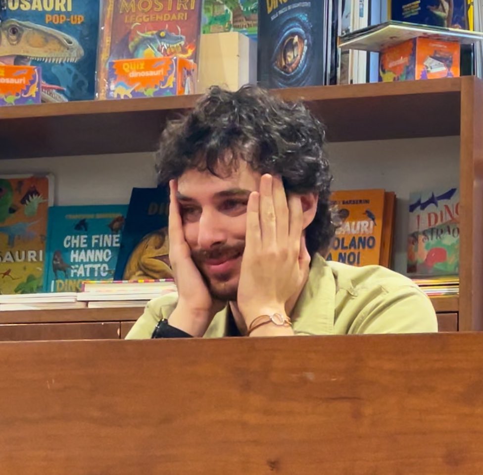 mrt_cd's tweet image. Grazie sempre per i meme @pierspollon 🙏🏼
Ti si ama follemente anche per questo 🫶🏻

#Spollondì #Spollonverso #TuttoNonBenissimo