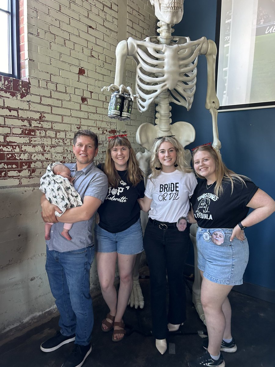 stephmels's tweet image. Traveled to Kansas City this weekend for my future sister in law’s bachelorette party. I periodically met up with the group to have our baby fed by my wife. The girls had a lot of fun! They looked like this skeleton at the end of the night