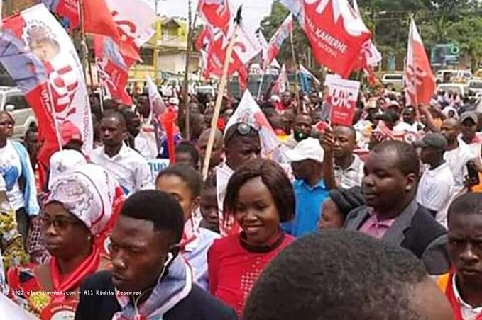 mediacongo's tweet photo. Tentative d'insurrection à #Kinshasa : La structure "Fous de Vital #Kamerhe" (#FVK), membre de @RDC_UNIONSACREE, a annoncé l'organisation, demain mardi 28 mai, une marche pacifique d'indignation qui partira du Saut-de-mouton d'#Assanef à #Lingwala vers le Boulevard #Lumumba à #Ndjili
https://t.co/4GPDiNBwWT
