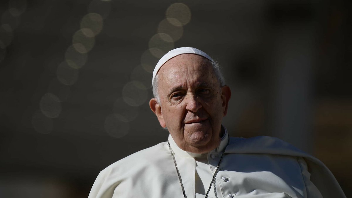 Le pape utilise une insulte pour parler des homosexuels dans l'Église
l.bfmtv.com/J8mc