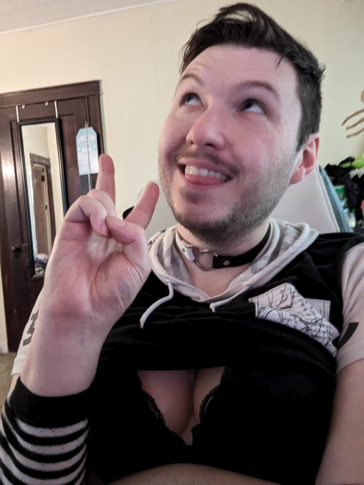 But what if: boobies? https://t.co/XnSn6lnFv1<a href="/tag/anthrohio"class="tags"><span>#anthrohio</span></a>