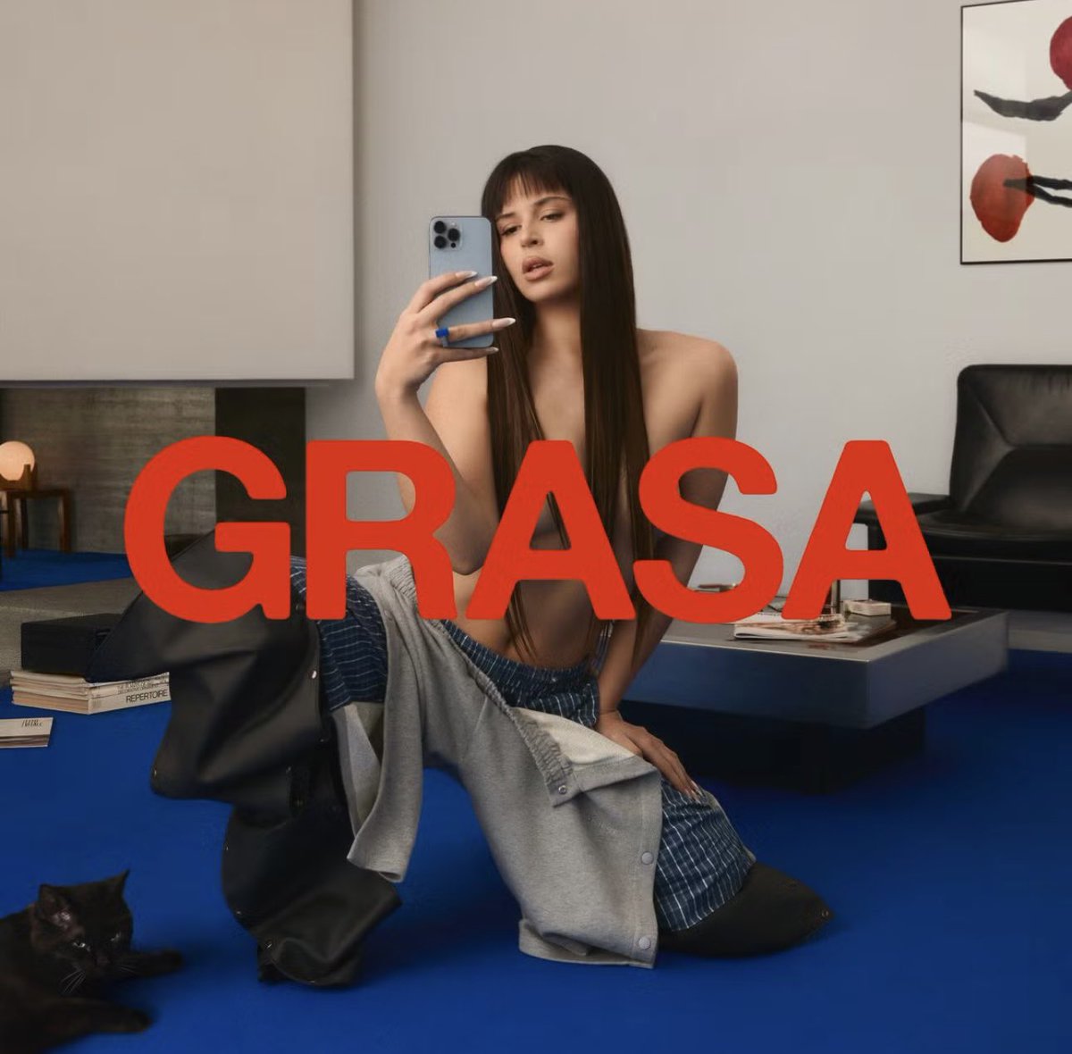 Por que ninguém está falando de ‘GRASA’ novo álbum da Nathy Peluso? Um dos melhores da carreira dela até aqui. Tem tudo: salsa, bolero, cumbia com uma releitura contemporânea eletrônica e destaque para FUNK na faixa “Menina” com Lua de Santana, brasileira radicada na Espanha