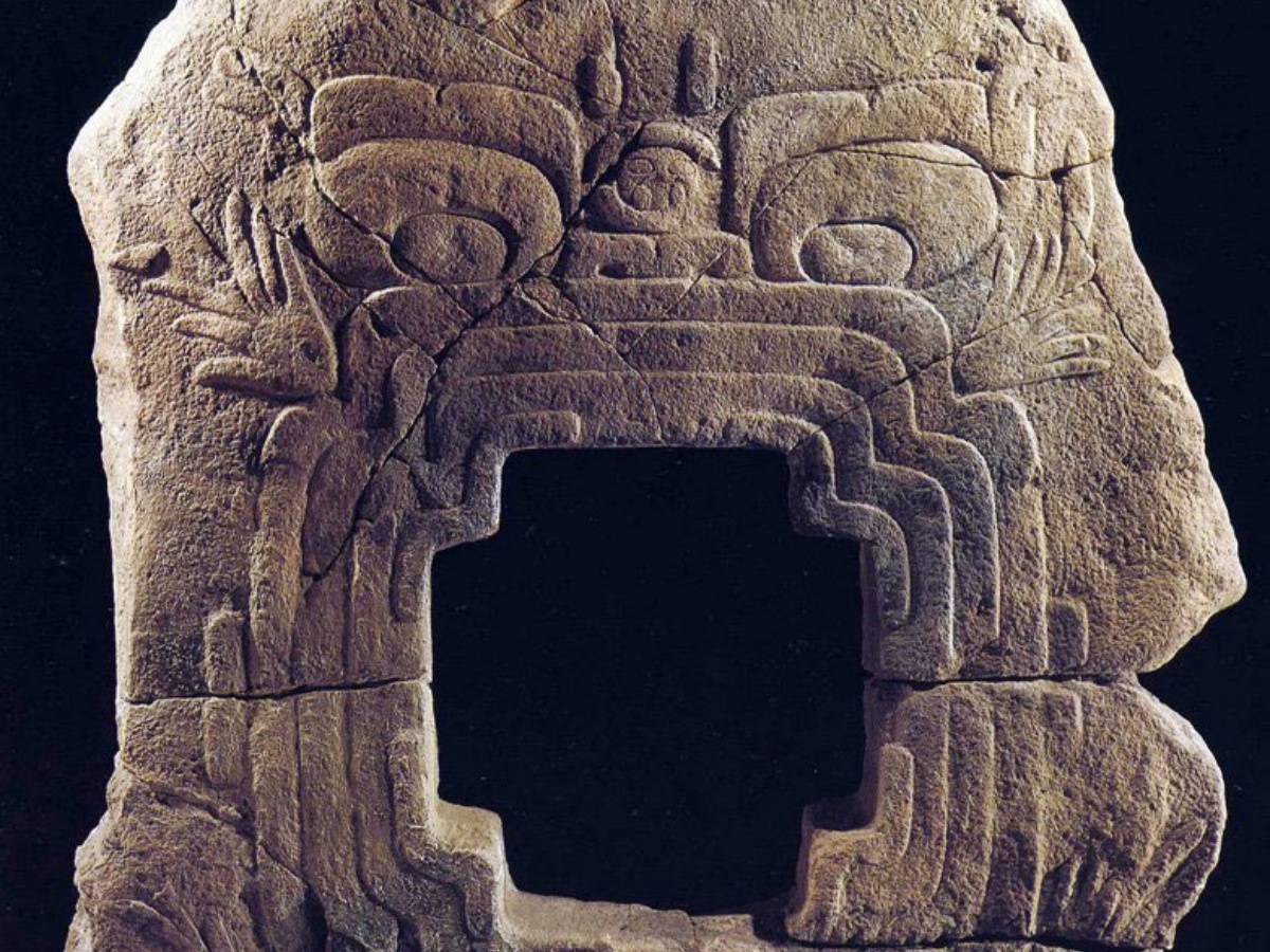 panda_profesor's tweet image. Chalcatzingo es claramente un sitio #olmeca en el valle de #Morelos. Hay una gran laguna en referencia a la motivación que llevó a esta cultura a viajar desde #Veracruz y #Tabasco hasta el Altiplano y el centro de #Mexico. ¿Comercio? ¿Mejores tierras? ¿Conquista?
#arqueologia