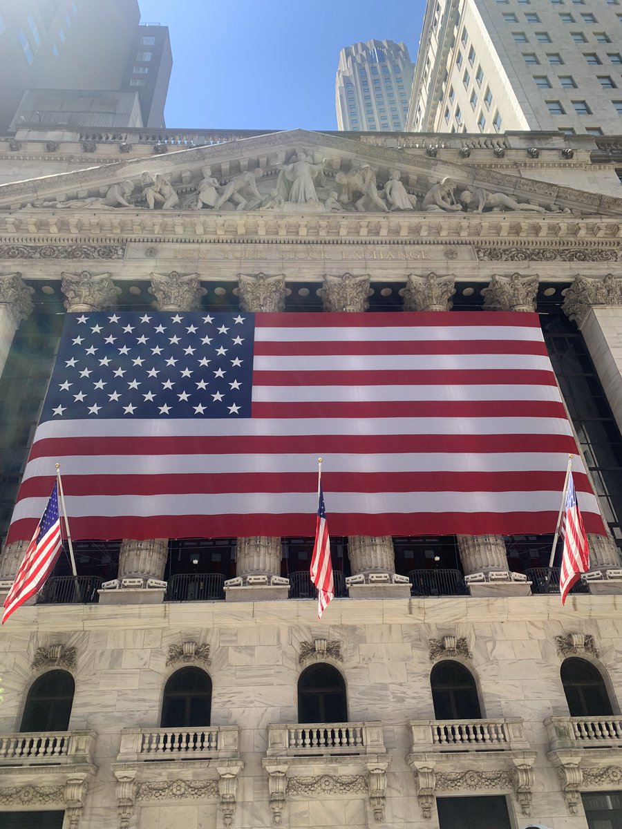 Some more amazing structures / sites from #NYC  #parkavenue #grandcentralstation #brookylnbridge #nyse