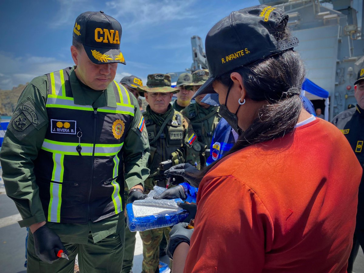 Las investigaciones en Venezuela determinaron que inicialmente la embarcación había zarpado desde un puerto en Margarita bajo la apariencia de una faena de pesca; posteriormente realizó un transbordo en alta mar con la cantidad de sustancias mencionadas.