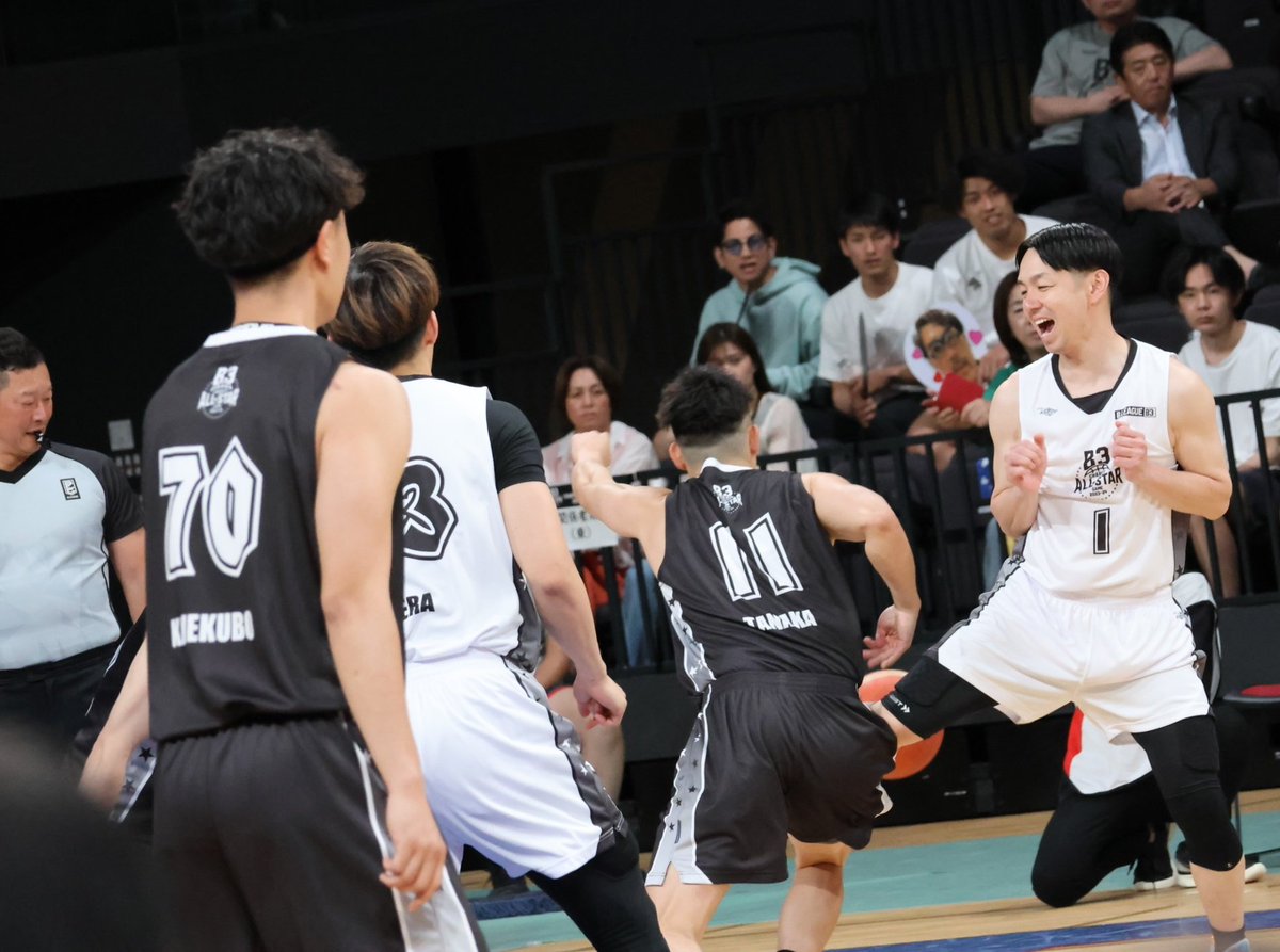 aifl314's tweet photo. #B3チャリティオールスター

宮様のプレーが観られて
幸せ😆🍀
#ヴィアティン三重BB
#宮﨑恭行

元 #FE名古屋 https://t.co/NpQNJdAM5J