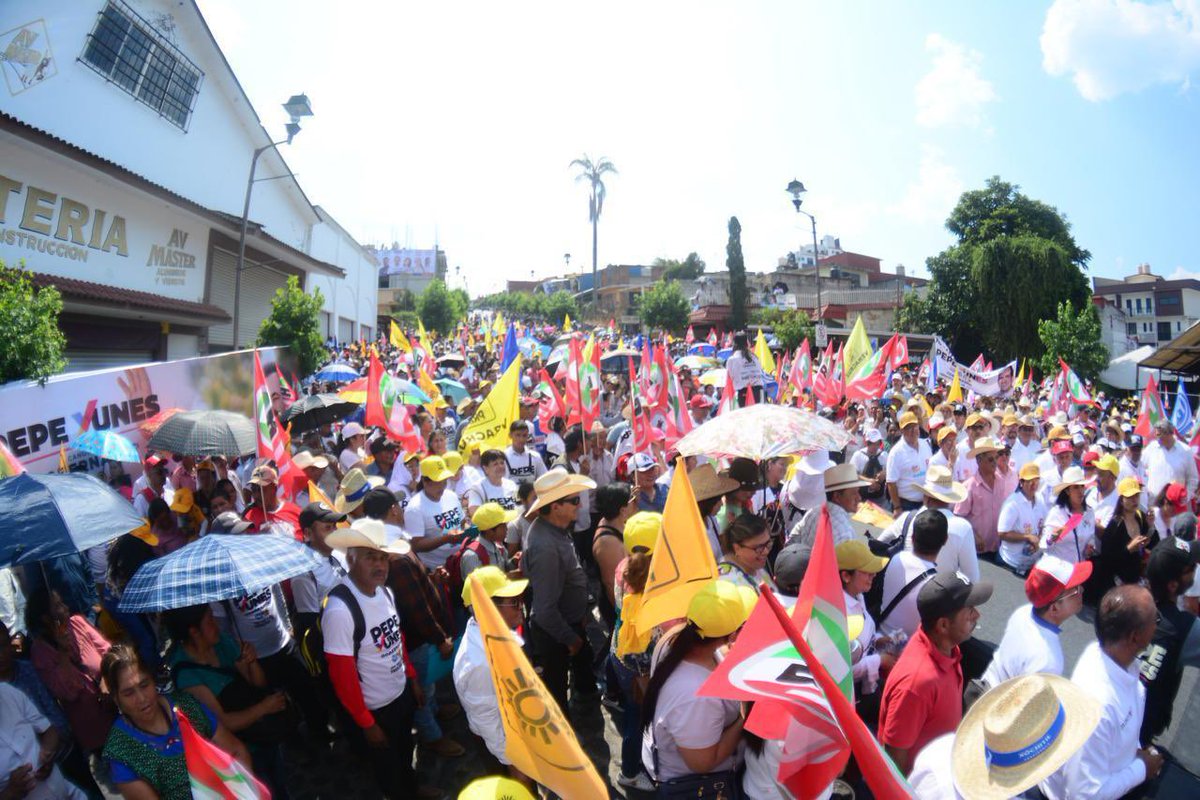 ¡Hoy desde Coscomatepec, la ciudadanía está lista para este 2 de junio salir a votar con esperanza y convicción por <a href="/Pepe_Yunes/">PEPE</a>. Sin duda Veracruz tendrá un gobernador de verdad, un líder que nos llevará hacia tiempos de grandeza y prosperidad. ¡Vamos a votar todo PRD!