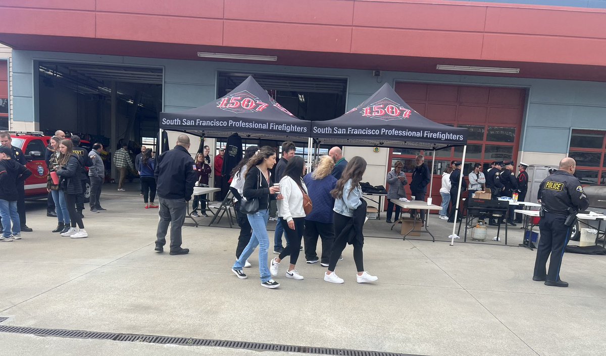 SSF CERT PIO (@ssfcert_pio) on Twitter photo > Memorial Day 2024 <
Started the day with a yummy Pancake Breakfast and meaningful #MemorialDay commemoration at Fire Station 61 in <a href="/CityofSSF/">South San Francisco</a>.
Forever grateful, kind, and vigilant.
🇺🇸 🙏
<a href="/SSFFire/">SSF Fire Department</a> <a href="/SSFPolice/">SouthSanFranciscoPD</a> <a href="/SSFfirefighters/">SSF Firefighters</a> <a href="/SSFChamber94080/">SSFChamber94080</a> #grateful #kind #respect > Memorial Day 2024 <
Started the day with a yummy Pancake Breakfast and meaningful #MemorialDay commemoration at Fire Station 61 in <a href="/CityofSSF/">South San Francisco</a>.
Forever grateful, kind, and vigilant.
🇺🇸 🙏
<a href="/SSFFire/">SSF Fire Department</a> <a href="/SSFPolice/">SouthSanFranciscoPD</a> <a href="/SSFfirefighters/">SSF Firefighters</a> <a href="/SSFChamber94080/">SSFChamber94080</a> #grateful #kind #respect