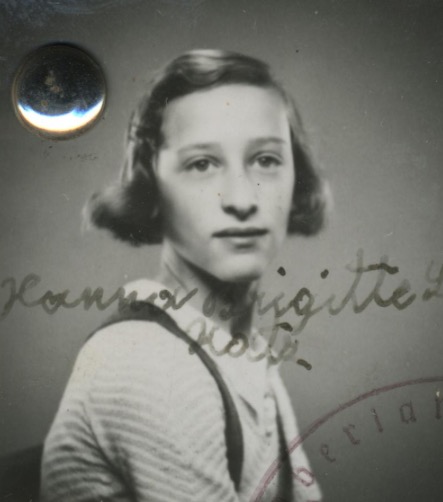 28 May 1927 | A Czech Jewish girl, Hana Brigita Katzová, was born. She was deported to #Auschwitz from #Theresienstadt Ghetto on 26 January 1943. She did not survive.