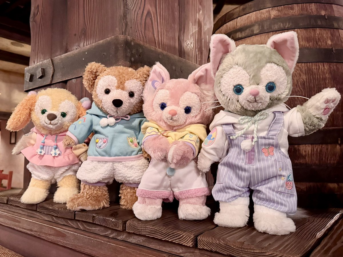 行ってらっしゃい〜♪
朝一玄関開けたら顔に冷たい物が当たった💧
えーーー雨漏り？！☔️
と思って下を見たら体長5cm位の真っ黒なG！🪳
朝から大絶叫！😱🙀
同じ事になったら絶叫する人「いいね」くださいw