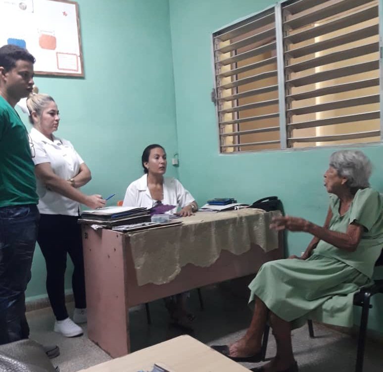 🇨🇺👴🏼 El EMAG continuamos trabajando para darle solución a las necesidades de nuestros adultos mayores,porque estamos #UnidosYComprometidosConLaSaludDelPueblo #PorUnaVejezDigna #MunicipioNiquero #DPSGranma #CubaPorLaSalud #CubaPorLaVida #GranmaVencerá