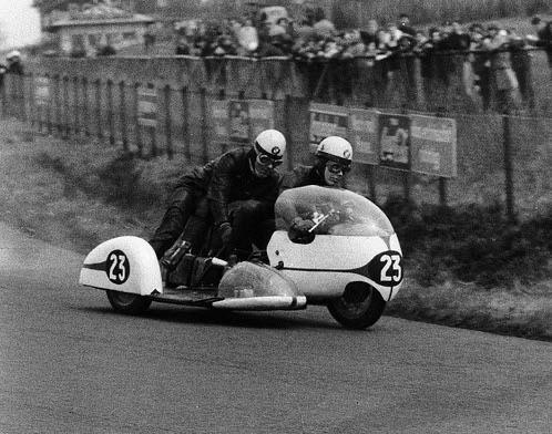 GetMotored's tweet image. Max … #sidecar madness …