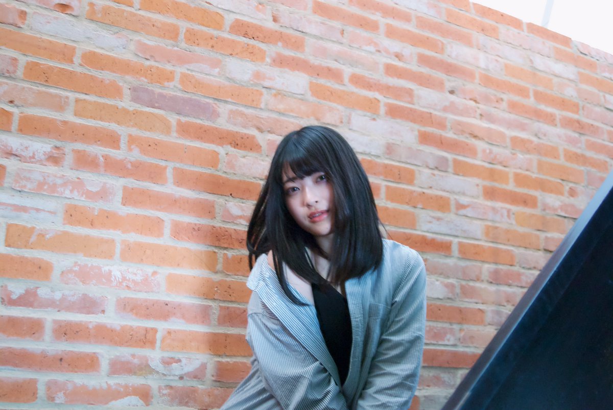 Yamato92679418's tweet image. いつもと雰囲気が違うのは
ピンボケのせいかな^_^

model : 湯浅舞音さん
@mainey_official

#CSstudio #湯浅舞音 #シロクロ撮影会in関西 #ポートレート撮影 #屋内スナップ #魅力的な女性を撮りたい #魅力を写せてるかな #写真が好き