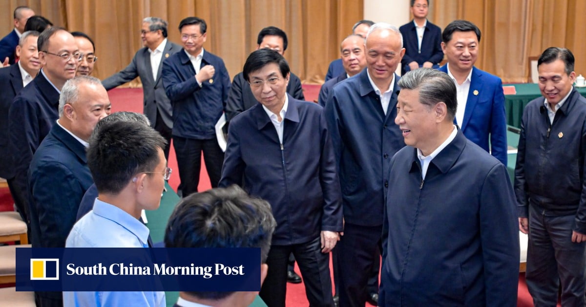 China’s Xi Jinping cautions against energy investment overload at meeting: During a meeting with high-profile business leaders and economists, President Xi Jinping said too much investment into new energy would stifle innovation and deprive other sectors… dlvr.it/T7TlNB