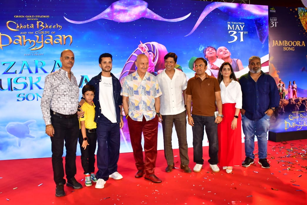 The team of Chhota Bheem and the curse of Damyaan along with singers Shaan and Sukhwinder Singh spotted at the song launch #Jamboora & #ZaraMuskura from the movie today.

#CBCODonMay31 #ChhotaBheem