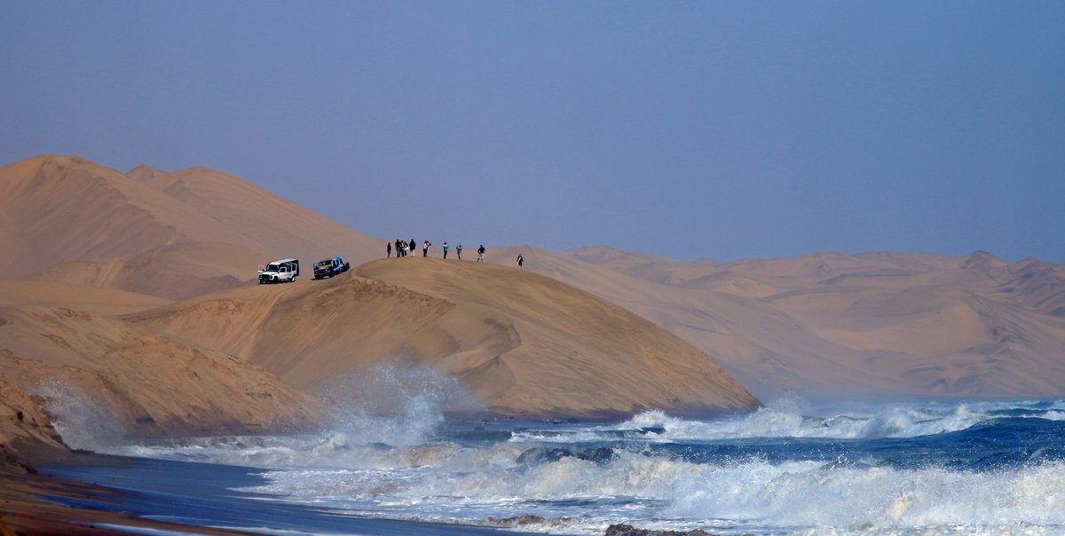 VoyagesAfriq's tweet photo. #VoyagesAfriq 🇳🇦Where the sand meets the sea, every moment weaves into unforgettable experiences.
#VisitNamibia #sharemyNamibia #thisisNamibia https://t.co/bHhf0B0NZn