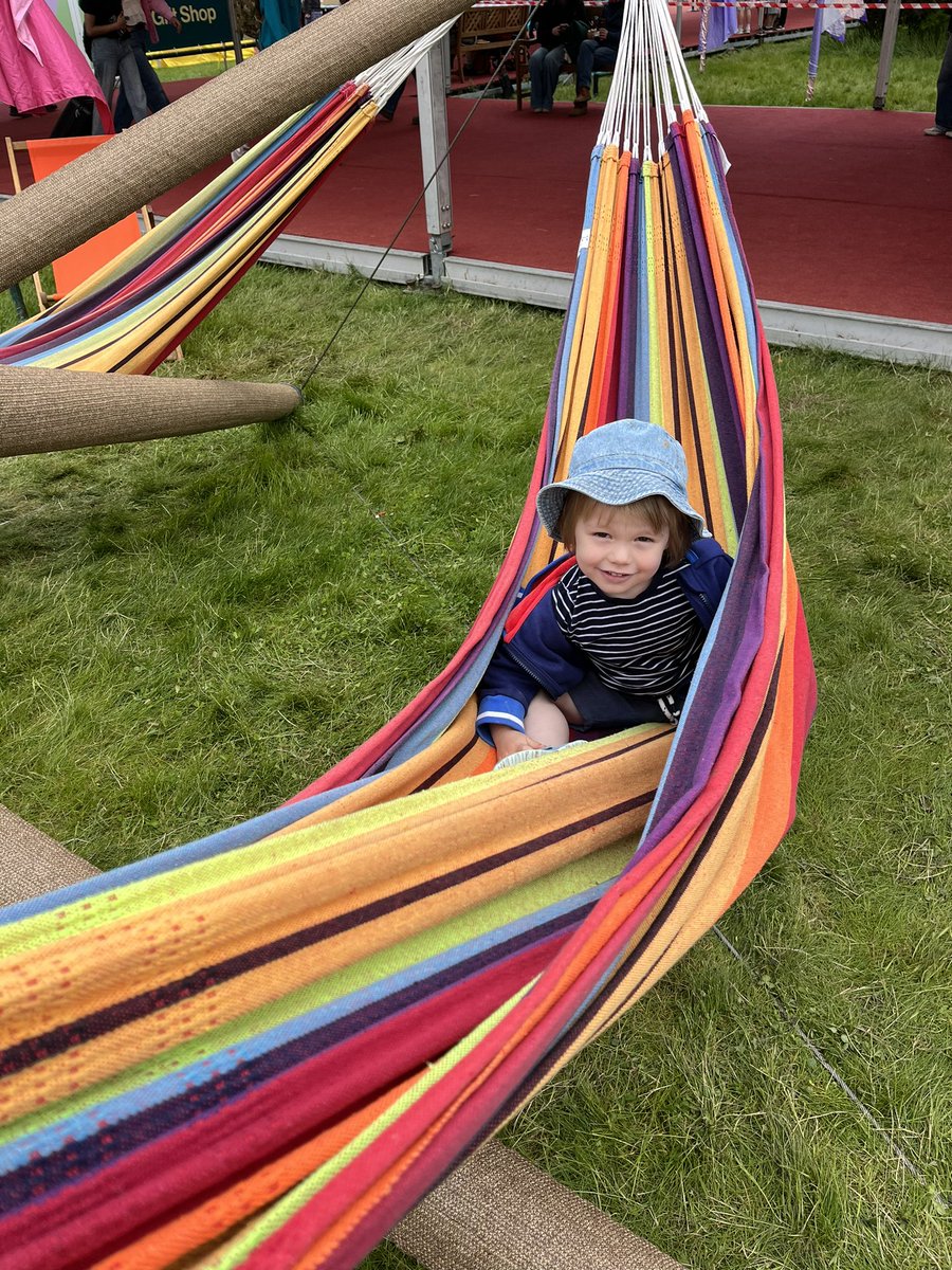 beccaleigh99's tweet photo. Glorious days at @hayfestival, including leading a session with @nothumanhead for the #WritersatWork cohort, with Elena Schmitz, brilliant new head of arts for @BritishCouncilWales. Plus celebrated launch of @GaryRaymond_ new book and hung out with my favourite humans! https://t.co/WfEPwh8y73