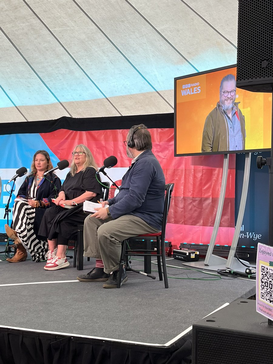 beccaleigh99's tweet photo. Glorious days at @hayfestival, including leading a session with @nothumanhead for the #WritersatWork cohort, with Elena Schmitz, brilliant new head of arts for @BritishCouncilWales. Plus celebrated launch of @GaryRaymond_ new book and hung out with my favourite humans! https://t.co/WfEPwh8y73
