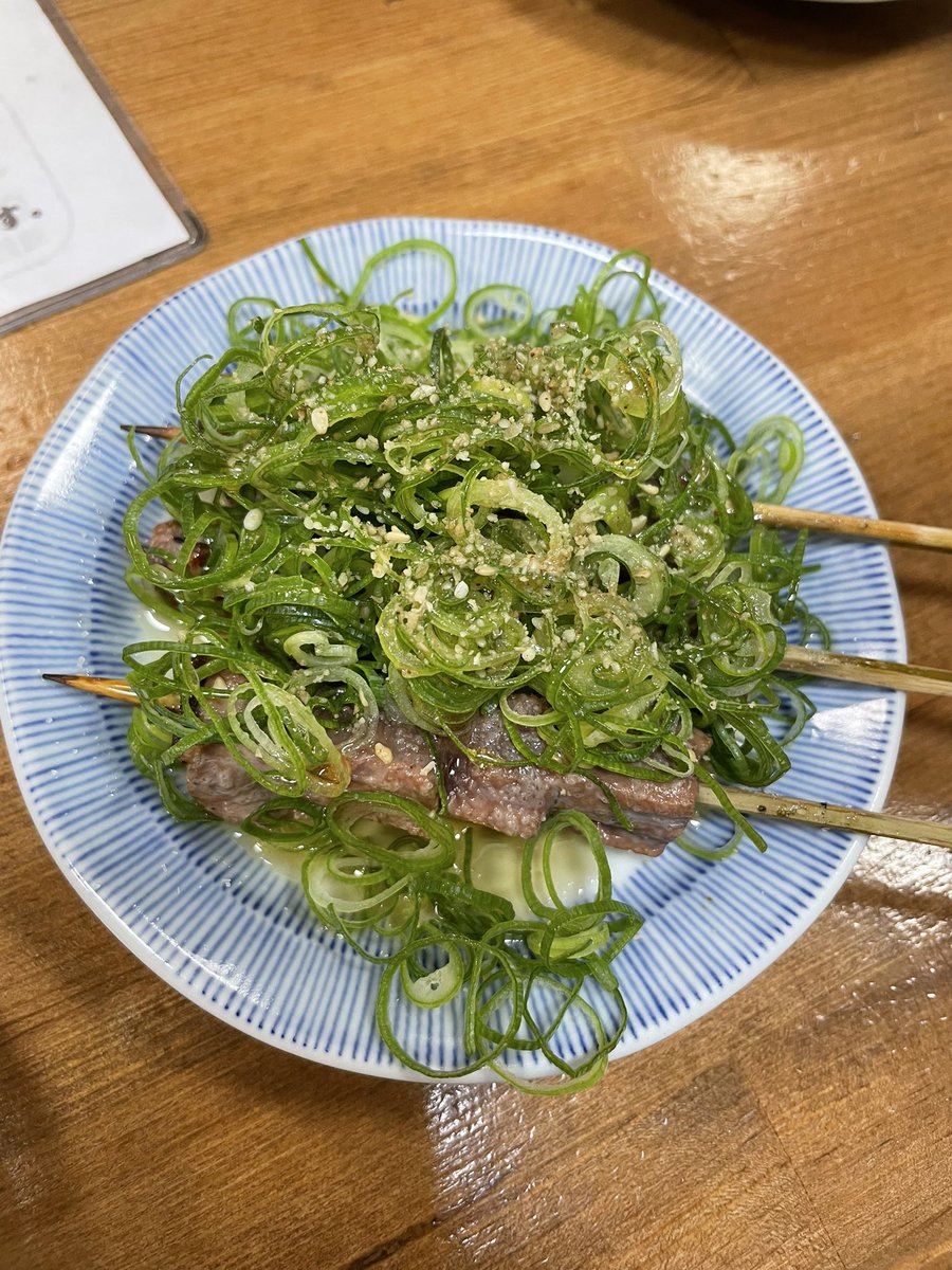 Spiraleluce's tweet photo. 昼から飲む背徳感 https://t.co/HsOy65YaeQ