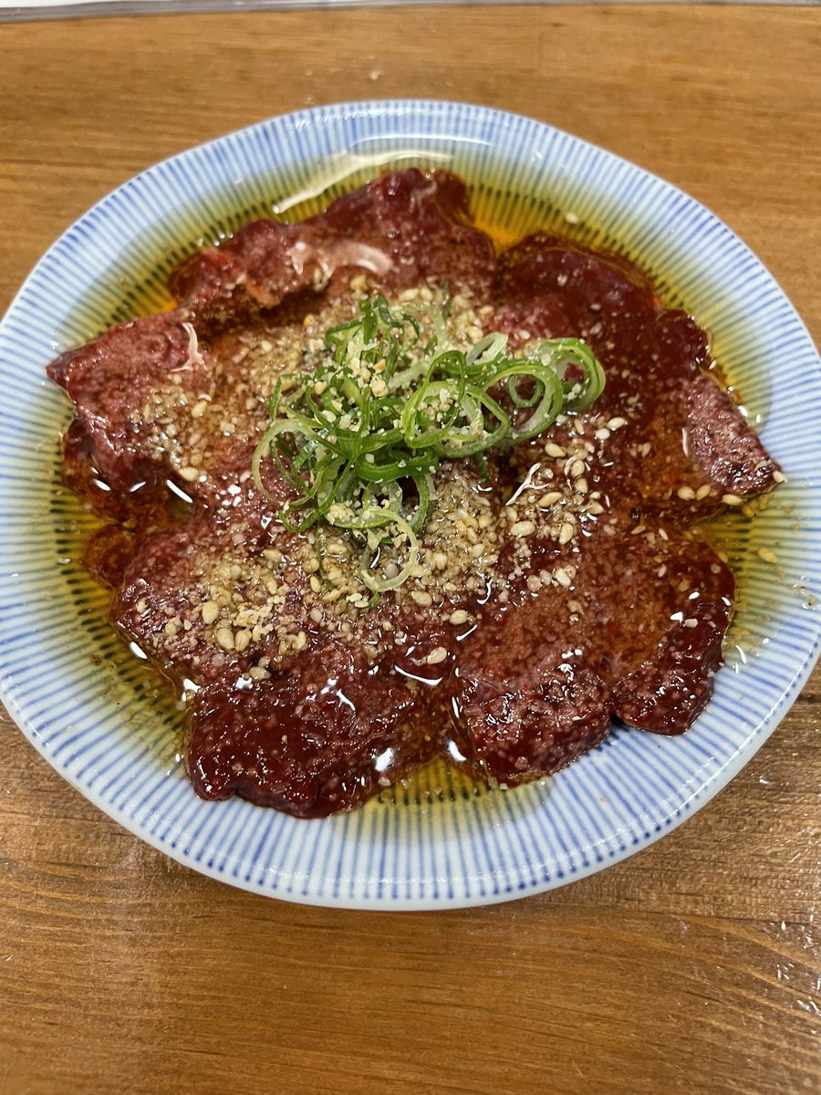 Spiraleluce's tweet photo. 昼から飲む背徳感 https://t.co/HsOy65YaeQ