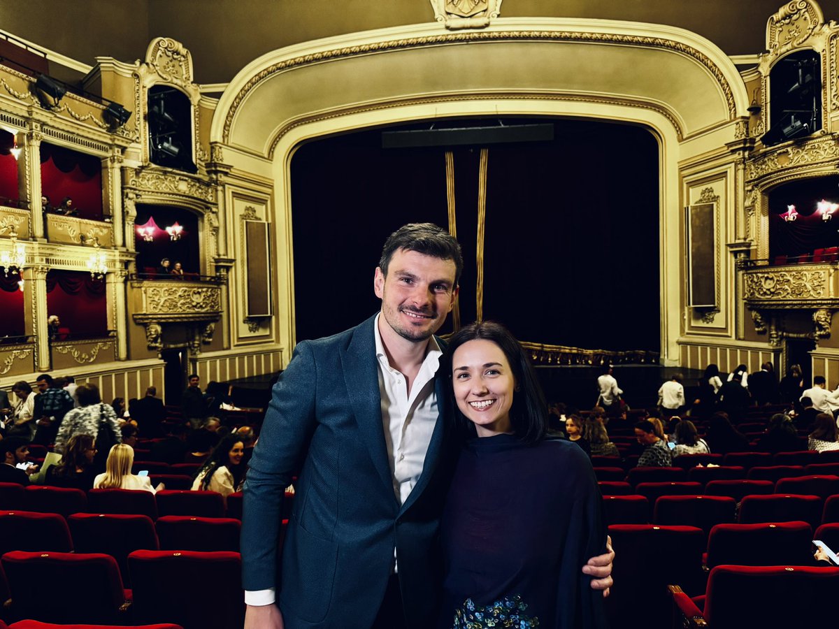 gstanciu's tweet photo. Monday at the Opera https://t.co/JA2brJw47d