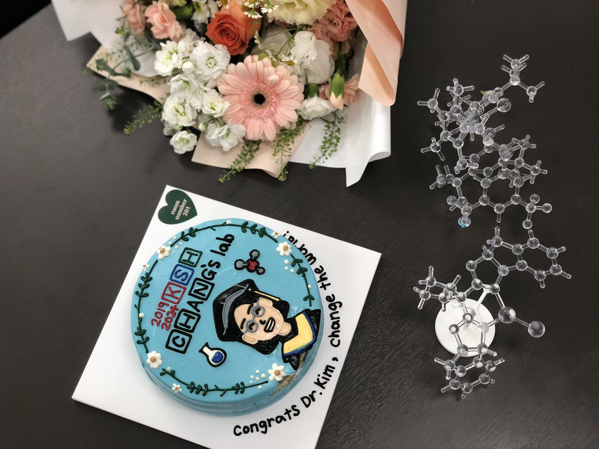 Suhyeon_Kim_'s tweet image. I’m thrilled to announce that I have successfully defended my PhD dissertation!🎓🎉 Thank you to everyone who supported me throughout this journey. #PhD #SBCgroup #AsymmetricCatalysis