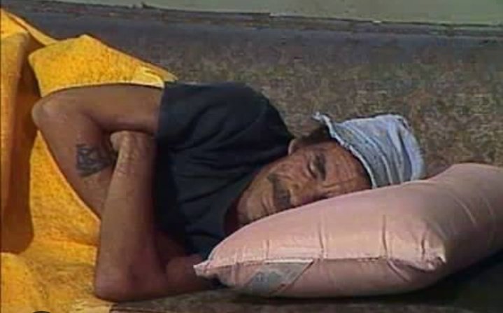 ROBSHOW30's tweet image. Coritiba ganhou e fez mais de 1 gol...

Eu indo dormir tranquilo