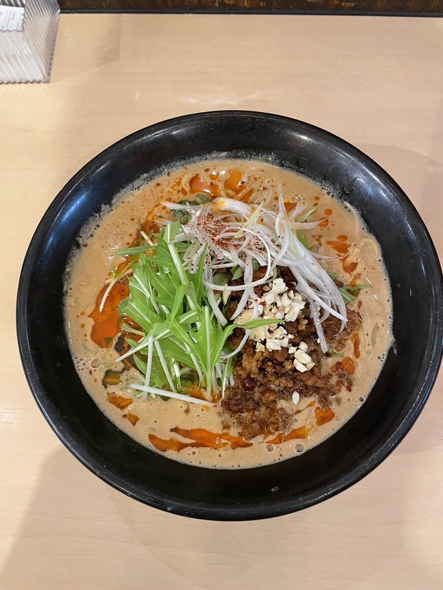 misonoitadaki's tweet photo. 担々麺まもなく終了予定です！
まだお召し上がりでない方、是非ご賞味ください😋🍜

程よい辛さですが、辛さ０にすることも可能です！
ごまの香りとナッツのアクセントが、他のラーメンとは一風変わってやみつきになります🥰！

生憎の雨ですが、みなさまのご来店心よりお待ちしてます！ https://t.co/a2YQgejGn7