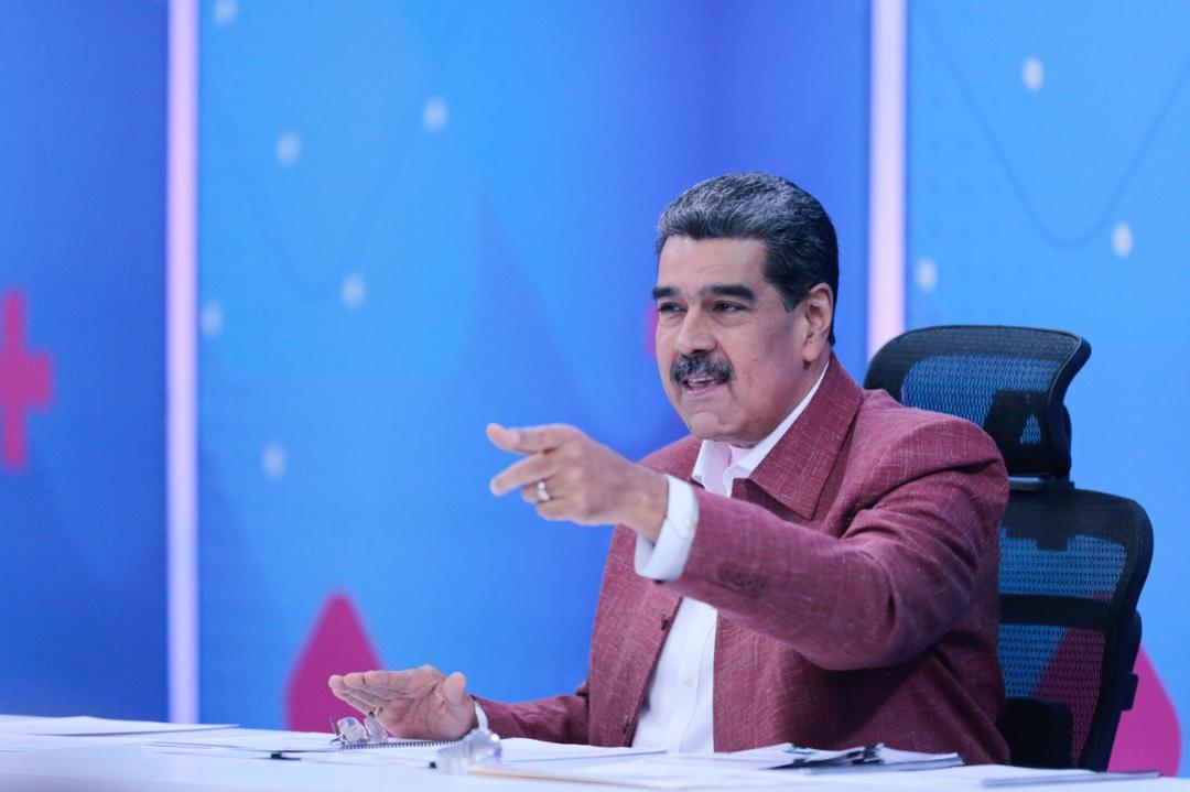 #AHORA|| 'A cada muchacho que se gradúa se le tiene su cupo para los estudios universitarios', enfatizó el Presidente @NicolasMaduro al detallar que, este año, se prevé el egreso de 339.145 bachilleres.